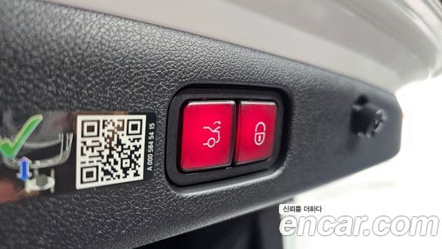 Mercedes-Benz E-класс W214 Avantgarde, 2025 18