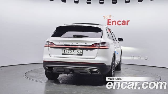 Lincoln Nautilus 1세대 2.7 Reserve AWD, 2019 4