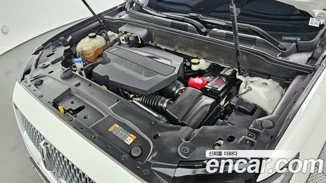 Lincoln Nautilus 1세대 2.7 Reserve AWD, 2019 6