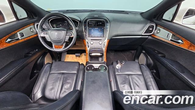 Lincoln Nautilus 1세대 2.7 Reserve AWD, 2019 7