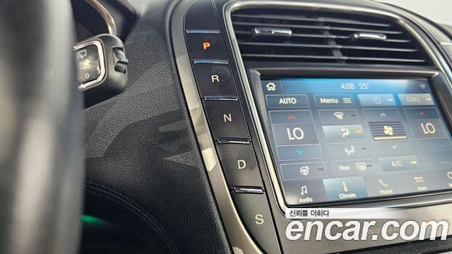 Lincoln Nautilus 1세대 2.7 Reserve AWD, 2019 9