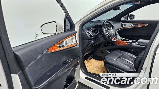 Lincoln Nautilus 1세대 2.7 Reserve AWD, 2019 10