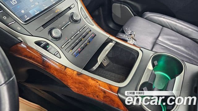 Lincoln Nautilus 1세대 2.7 Reserve AWD, 2019 18