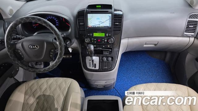 Kia Carnival R Premium, 2013 7