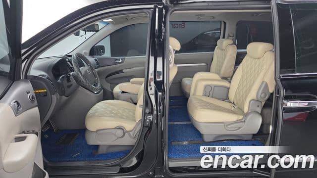 Kia Carnival R Premium, 2013 17