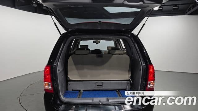 Kia Carnival R Premium, 2013 20