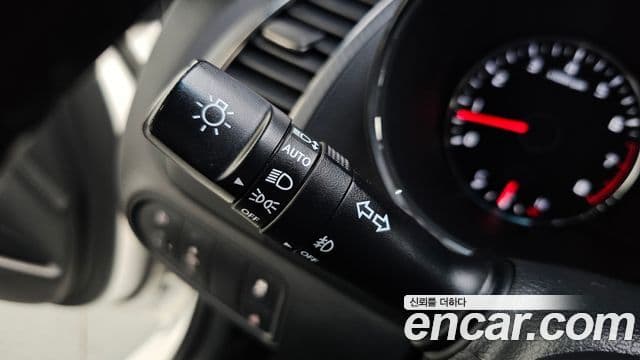 Kia The / новый New K3 Style, 2018 18