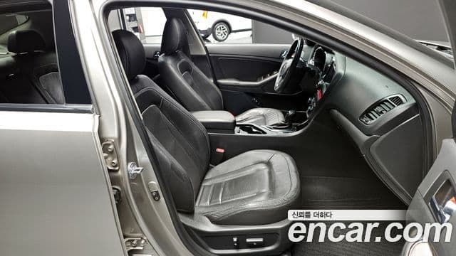 Kia K5 Noblesse, 2012 10