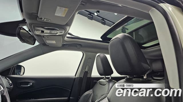 Jeep Compass 2세대 2.4 Limited AWD, 2018 14