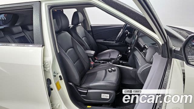 KG모빌리티(SsangYong) Berry New Tivoli V3, 2022 12