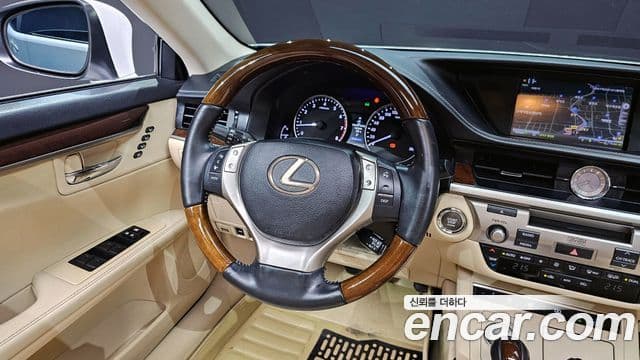 Lexus New ES350 XV60, 2013 13