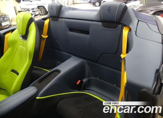 Ferrari 로마 3.9 Spyder, 2024 15