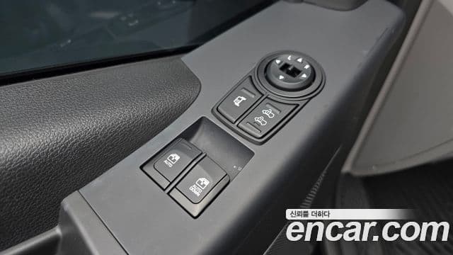 Hyundai 쏠라티 Deluxe, 2024 17