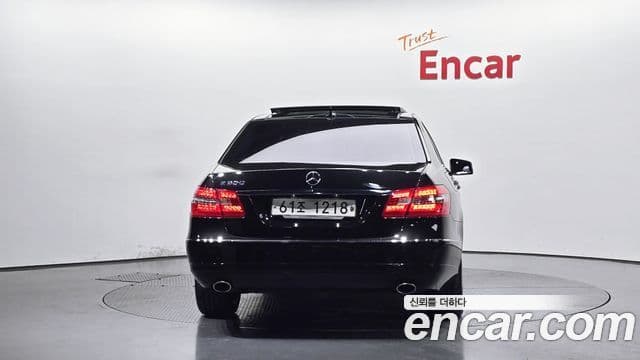 Mercedes-Benz E-класс W212 E300 Elegance, 2013 4