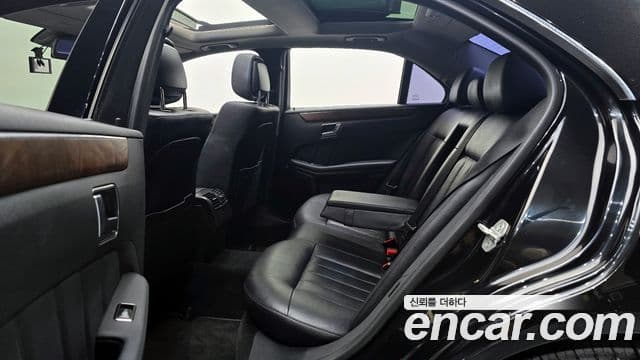 Mercedes-Benz E-класс W212 E300 Elegance, 2013 12