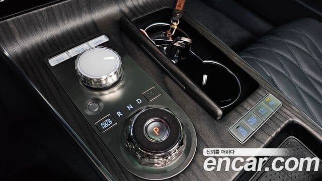 Genesis G80 (RG3) бензин 2.5 турбо 2WD, 2025 9