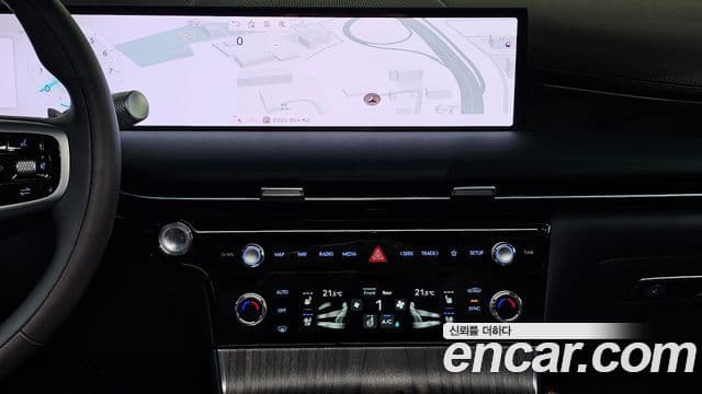 Genesis G80 (RG3) бензин 2.5 турбо 2WD, 2025 14