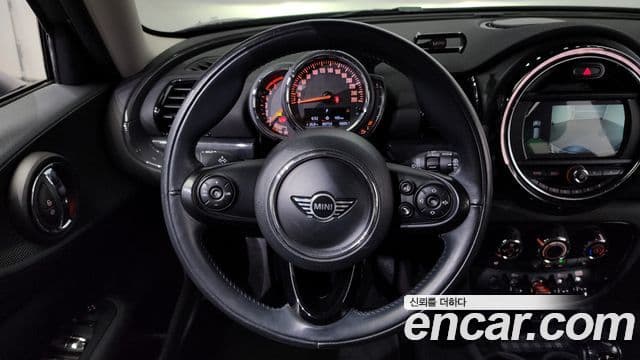 Mini Cooper D 클럽맨 2세대, 2019 16