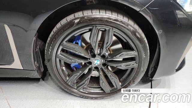 BMW 7시리즈 (G11) M760Li xDrive, 2021 все фото