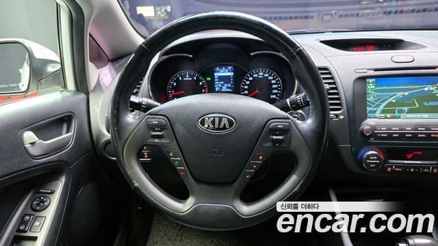 Kia K3 Trendy, 2013 14