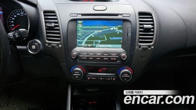 Kia K3 Trendy, 2013 15