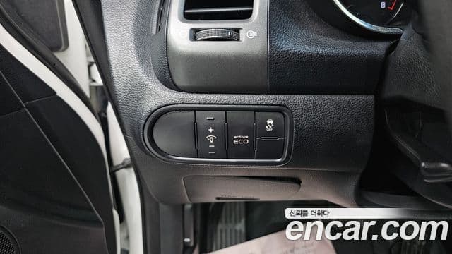 Kia K3 Deluxe, 2013 15