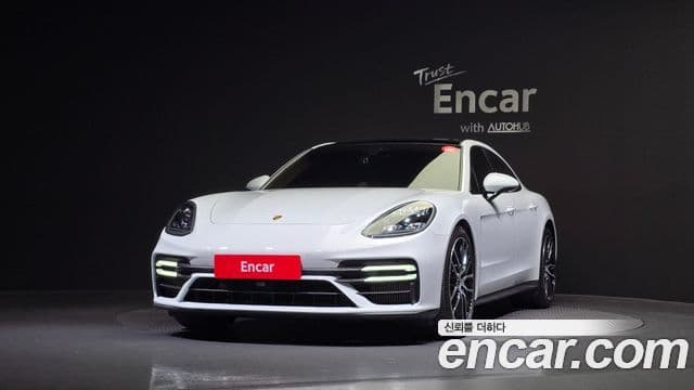 Porsche Panamera (971), 2021 3