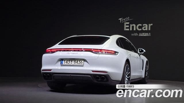 Porsche Panamera (971), 2021 4