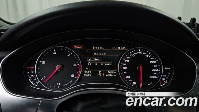 Audi New A6 C7, 2014 8