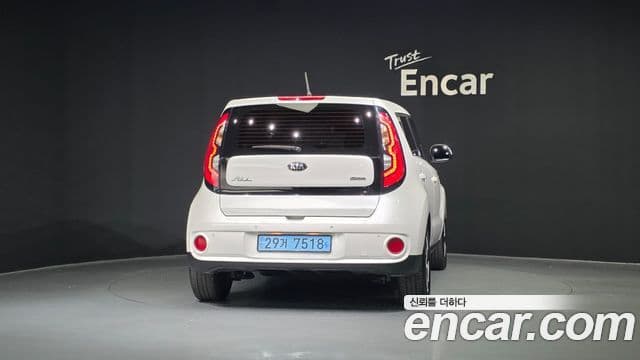 Kia Soul EV, 2018 4