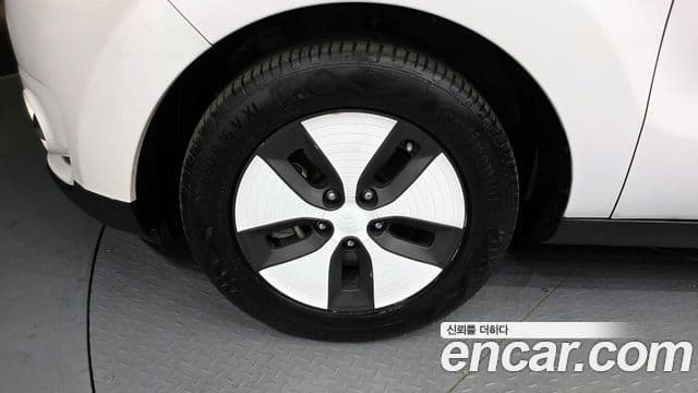 Kia Soul EV, 2018 все фото