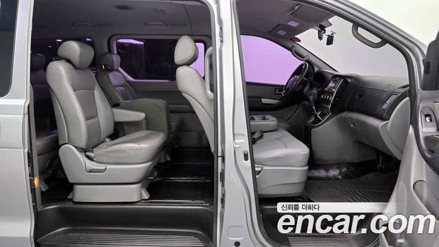 Hyundai Grand Starex CVX Luxury, 2015 12