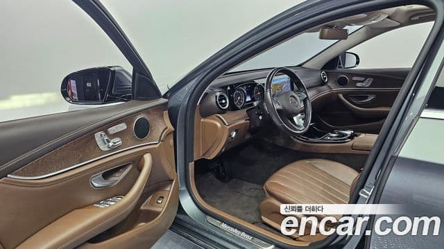 Mercedes-Benz E-класс W213 Exclusive, 2017 10