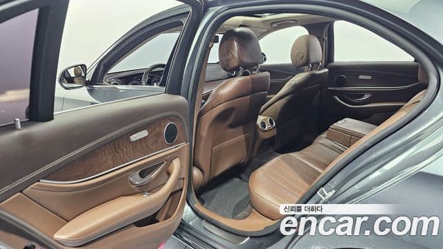 Mercedes-Benz E-класс W213 Exclusive, 2017 11