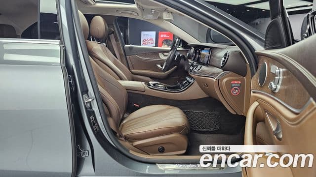 Mercedes-Benz E-класс W213 Exclusive, 2017 12