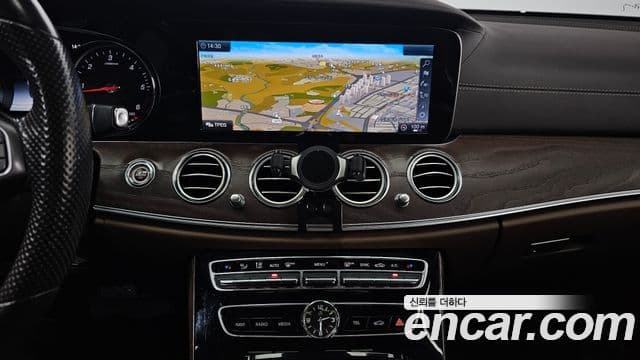 Mercedes-Benz E-класс W213 Exclusive, 2017 16