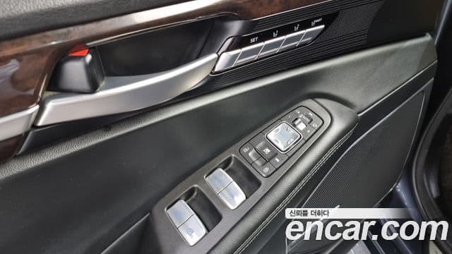 Genesis EQ900 Premium Luxury, 2016 18