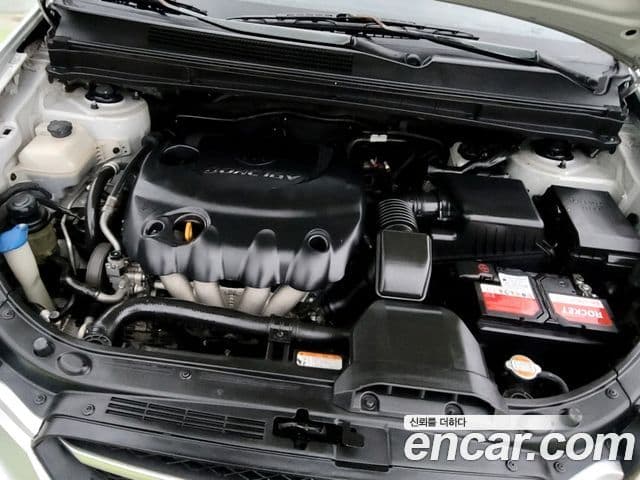Kia 뉴카렌스 люксовая версия Family, 2009 6