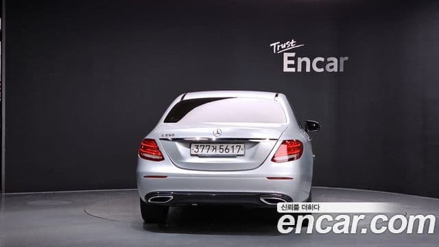 Mercedes-Benz E-класс W213 Avantgarde, 2020 4