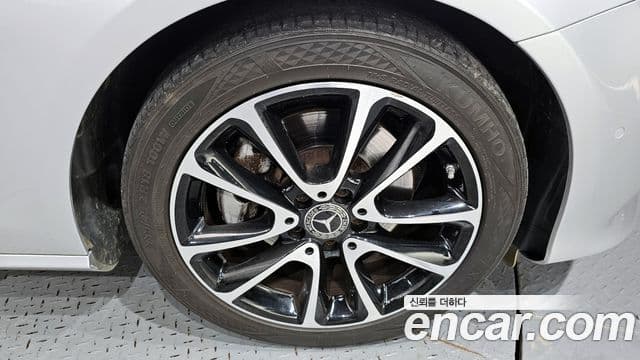 Mercedes-Benz E-класс W213 Avantgarde, 2020 все фото