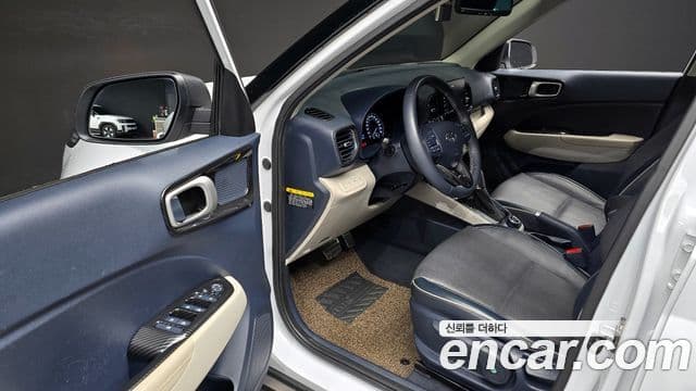 Hyundai Venue 1.6 Flux, 2020 11