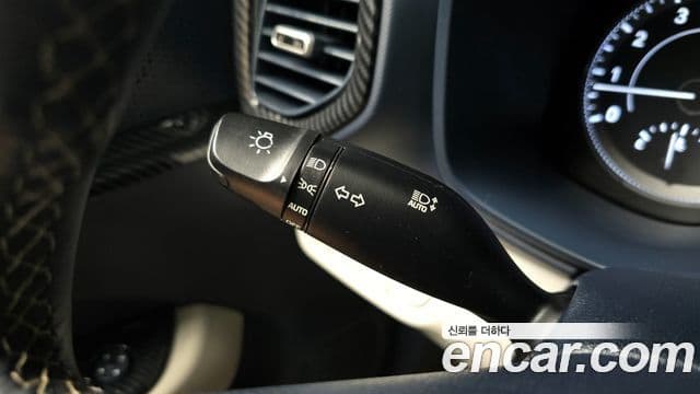 Hyundai Venue 1.6 Flux, 2020 19