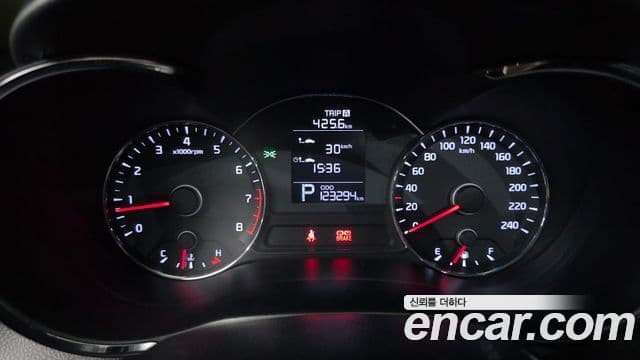 Kia K3 Luxury, 2013 8