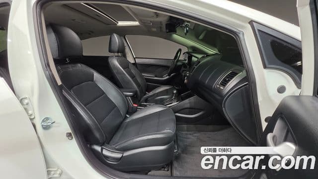 Kia K3 Luxury, 2013 10