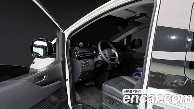 Hyundai Staria Inspiration, 2023 10