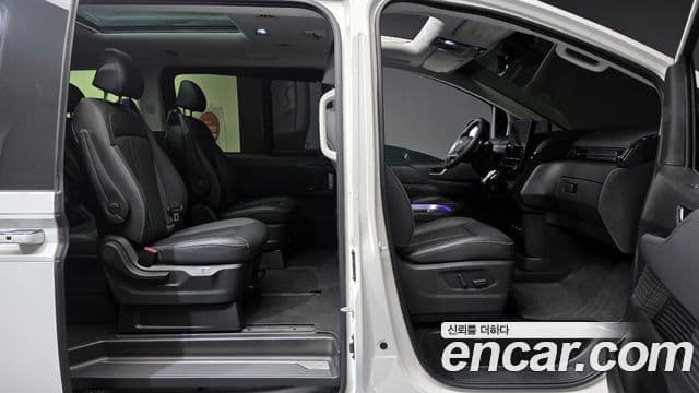 Hyundai Staria Inspiration, 2023 20
