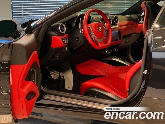 Ferrari 캘리포니아 T 3.9 V8, 2015 7