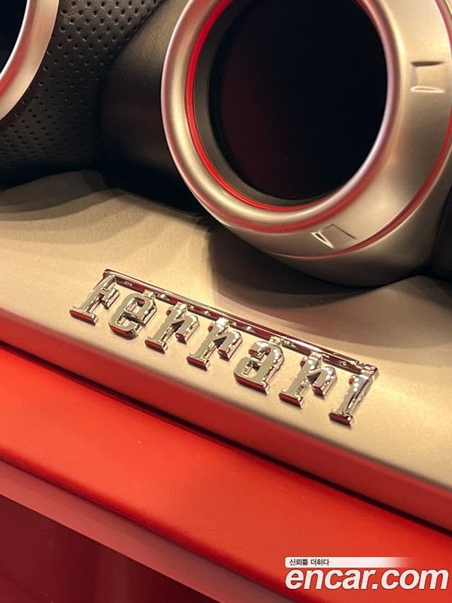 Ferrari 캘리포니아 T 3.9 V8, 2015 10