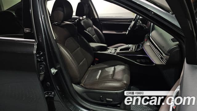 Hyundai The / новый New Grandeur IG Premium, 2022 10