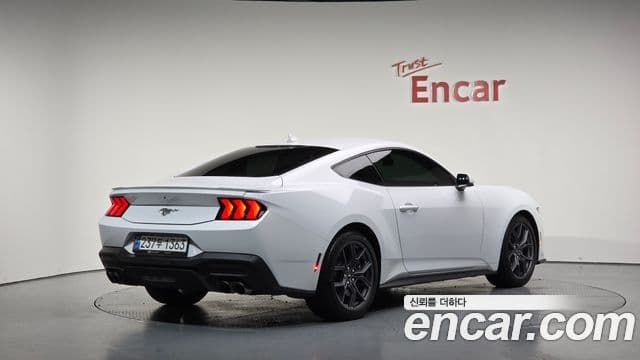 Ford Mustang 7세대 2.3 EcoBoost Premium купе, 2024 2